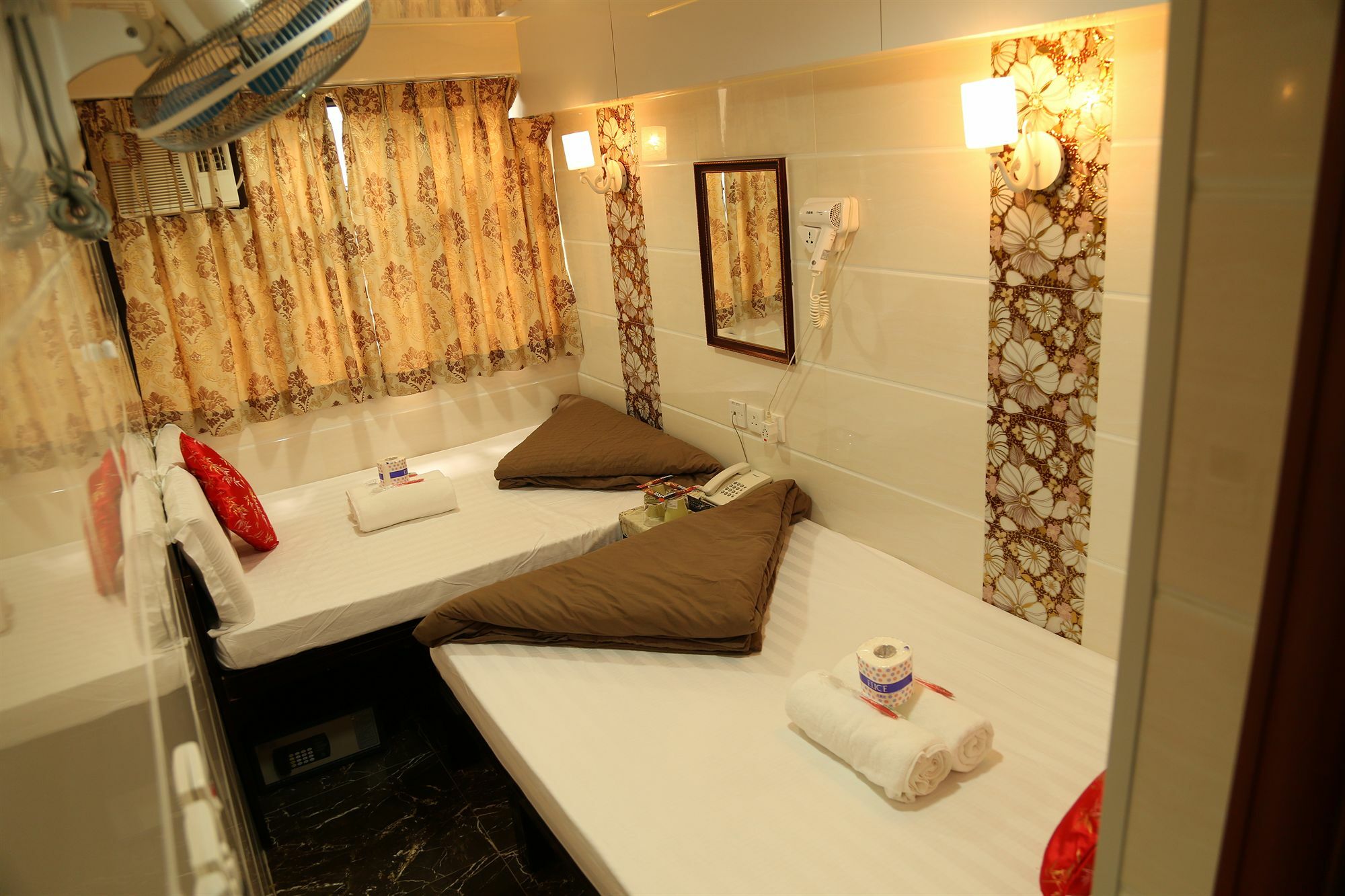 New Tokyo Hostel Χονγκ Κονγκ Εξωτερικό φωτογραφία